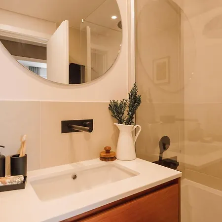 Ricaud - 1 Bedroom And Pool In Avenidas Novas Apartament *