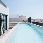 Daire Ricaud - 1 Bedroom And Pool In Avenidas Novas *