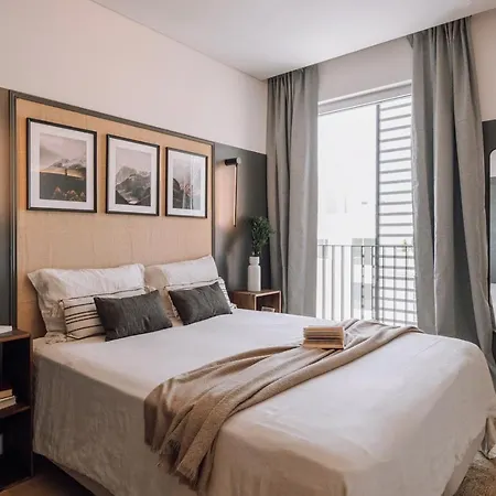 Daire Ricaud - 1 Bedroom And Pool In Avenidas Novas
